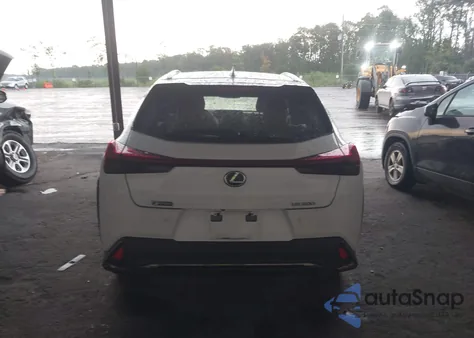 2021 Lexus Ux 200 F Sport z USA, uszkodzony, nr VIN JTHE3JBH7M2039019